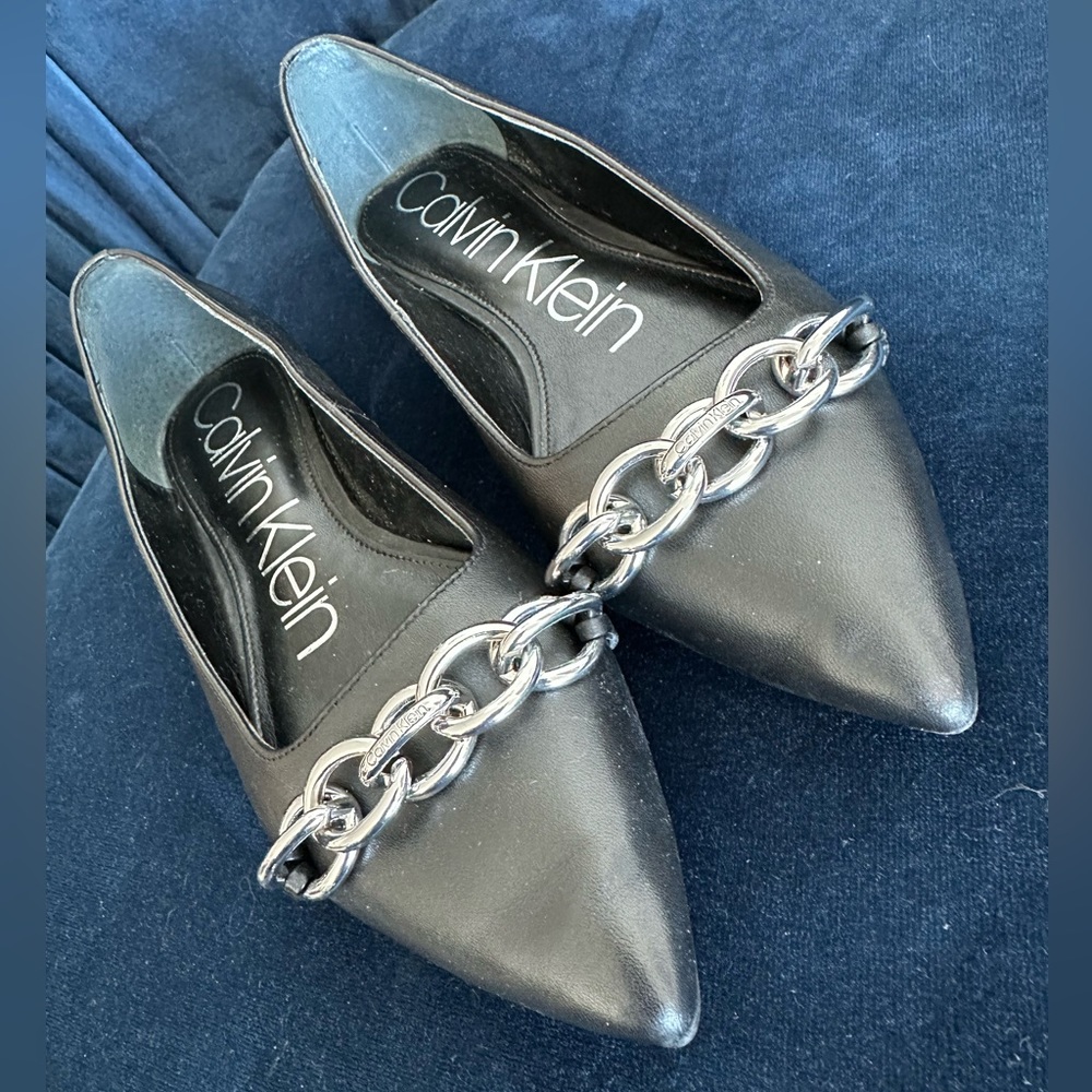 Black Calvin Klein size 7 flats - used great condition